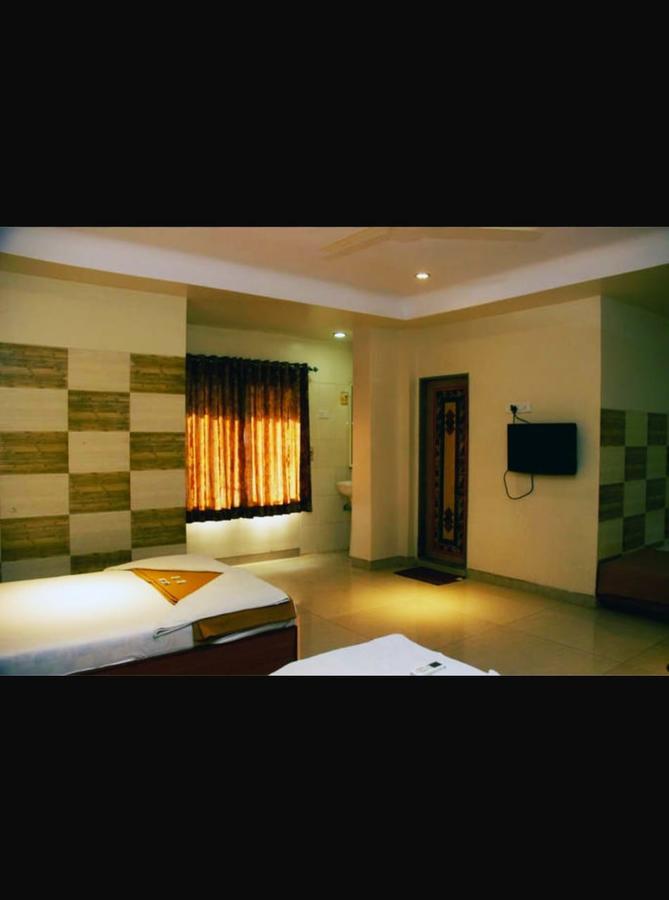 שירדי Hotel Apple Sai Residency מראה חיצוני תמונה