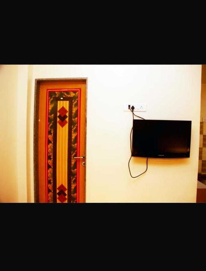 שירדי Hotel Apple Sai Residency מראה חיצוני תמונה